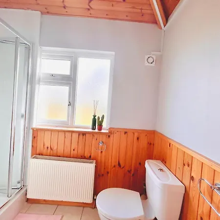Double Bedroom With Table 2 Appartement *